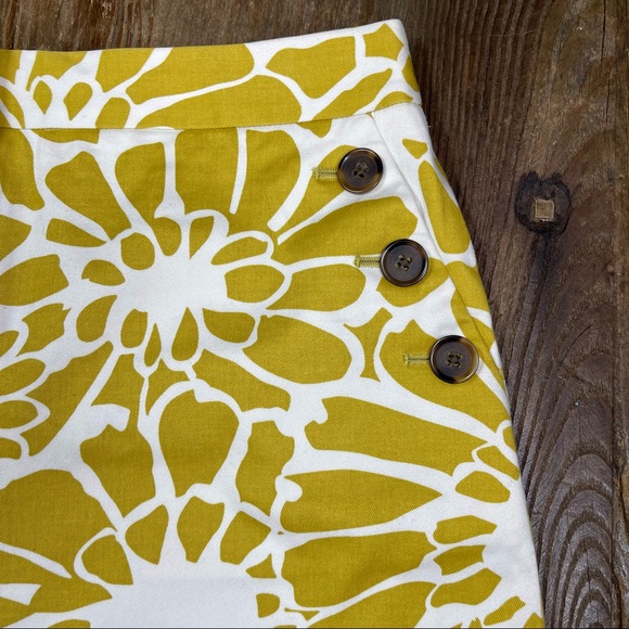 J. Crew Chartreuse Floral Mini Skirt Size 4 - Picture 3 of 8